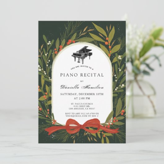 Red Bow Wreath Piano White Recital Invitation Einladung (Stehend Vorderseite)