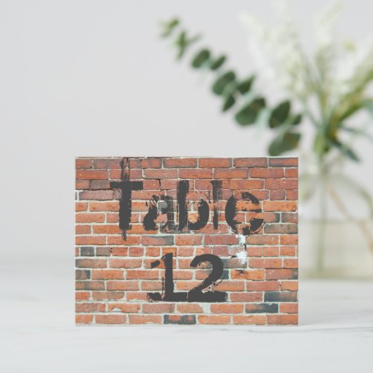 Red Brick Graffiti Empfang Tischnummern (Stehend Vorderseite)