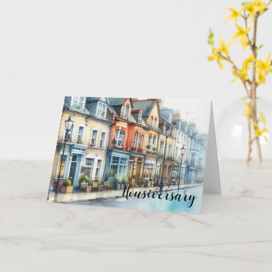 Red Brick Street Scene - Happy Houseaversary Karte (Gelbe Blume)