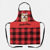 Red Buffalo Plaid and Akita Inu Dog Christmas Schürze (Vorderseite)