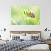 Red Bug - Eine weitere Flasche verletzt nicht Leinwanddruck (Insitu (Schlafzimmer))