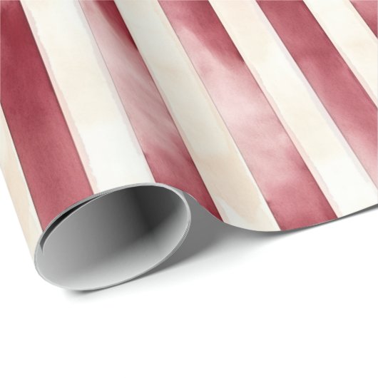 Red Burgundy Cream Stripes Christmas Geschenkpapier (Rolleneckpunkt)