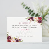 Red Burgundy Floral Hochzeit im Herbst Empfang Car Begleitkarte (Stehend Vorderseite)