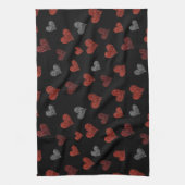 Red Burgundy Silver Glitter Hearts on Black Geschirrtuch (Vertikal)