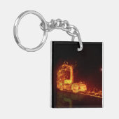 Red Burning Truck in Feuer Flammen Schlüsselanhänger (Vorderseite links)