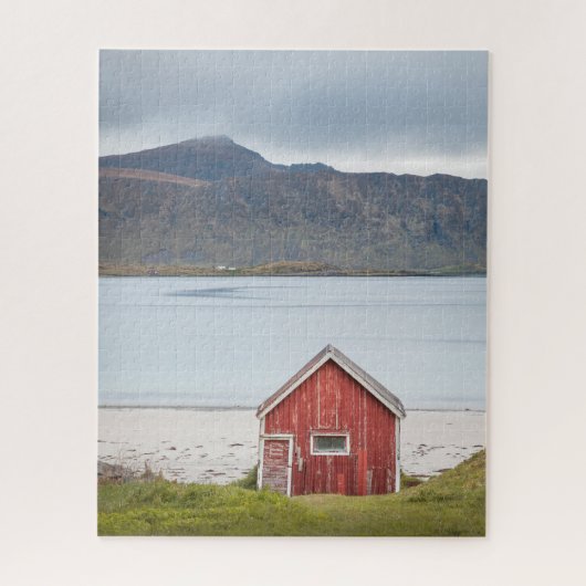 Red Cabin Ramberg Lofoten Puzzle (Vertikal)