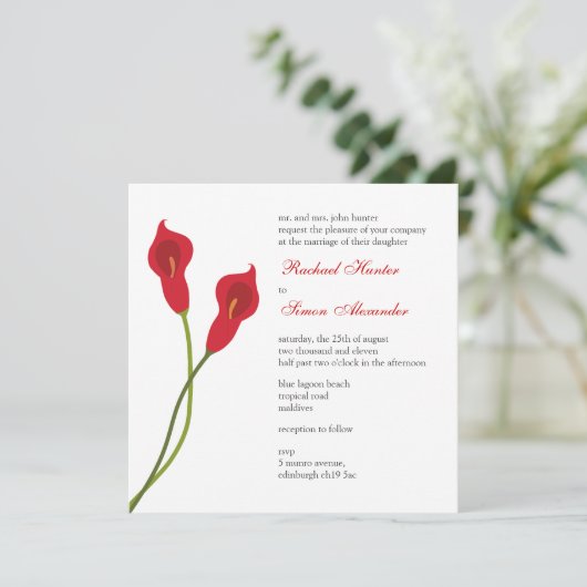 Red Calla Lilies Wedding Einladung (Stehend Vorderseite)