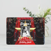 Red Carpet Hollywood Gold Stars Foto Party Einladung (Stehend Vorderseite)