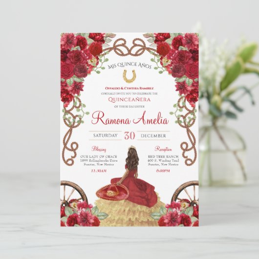 Red Charro Rustikaler Western Floral Quinceanera Einladung (Stehend Vorderseite)