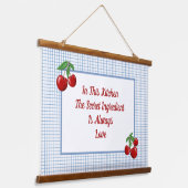 Red Cherries on Blue Checked Kitchen Wandteppich Mit Holzrahmen (Gewinkelt)