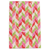 Red chevron twinkle Gift Bag Mittlere Geschenktüte (Vorderseite)