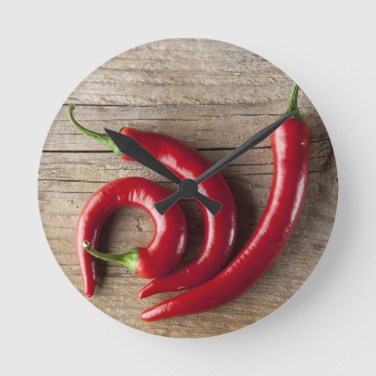 Red Chili Pepper Runde Wanduhr (Vorderseite)