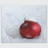 Red Christmas Ball Snowflakes Geschenkpapier (Flach)