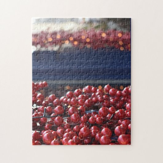 Red Christmas Berries, Kensington and Chelsea, UK Puzzle (Vertikal)