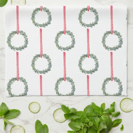 Red Christmas Boxwood Wreath Geschirrtuch (Gefaltet)