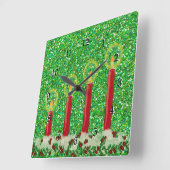 Red Christmas Candles, pretty sparkling design Quadratische Wanduhr (Winkel)