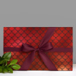 Red Christmas Mermaid Dragon Scales Geschenkpapier<br><div class="desc">Dieses Design wurde durch digitale Kunst erstellt und kann personalisiert werden, indem Sie auf den Knopf Anpassen klicken und die Farbe ändern, einen Namen, Initialen oder Ihre Lieblingssprache hinzufügen. Kontaktieren Sie mich unter colorflowcreations@gmail.com , wenn Sie dieses Design für ein anderes Produkt haben möchten. Kaufen Sie meine originale abstrakte Acrylmalerei...</div>