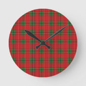 Red Christmas Plaid Pattern | Cozy Holiday Design Runde Wanduhr (Vorderseite)