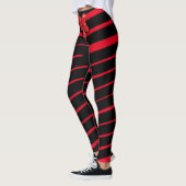 RED CHRISTMAS RIBBON UND BODEN AUF SCHWARZ LEGGINGS (Links)