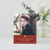 Red Classic Graduation Cap Foto Abschluss Ankündigungspostkarte (Stehend Vorderseite)