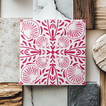 Red Coastal Sheashell Coral Kitchen Backsplash Fliese<br><div class="desc">Ein faszinierendes rot-weißes Muster,  das mit Muscheln geschmückt ist und das Wesen des traditionellen portugiesischen Stils und die Einflüsse der aztekischen Kunst mit moderner Touch einnimmt. Dieses Design vereint minimalistische Symmetrie und kühnen,  geometrisch gezeichnet Charme.</div>