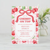 Red Coquette Bow Cherry On Top Baby Shower Party Einladung (Stehend Vorderseite)