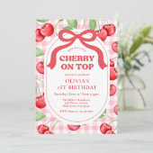 Red Coquette Bow Cherry On Top Birthday Party Einladung (Stehend Vorderseite)