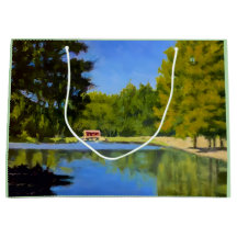 Red Covered Bridge auf Serene Lake in Yellow Blue