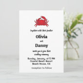 Red Crab Summer Coastal Beach Wedding Einladung (Stehend Vorderseite)