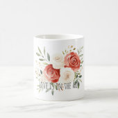 Red Cream Roses Floral Love Kaffeetasse (Mittel)