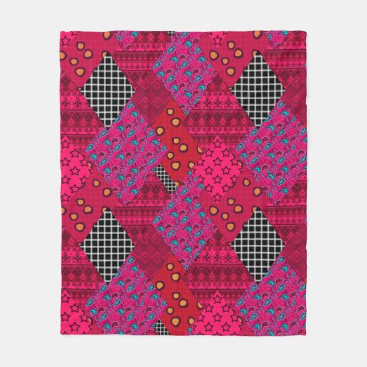 Red Crimson Colorful Patchwork Fleecedecke (Vorderseite)