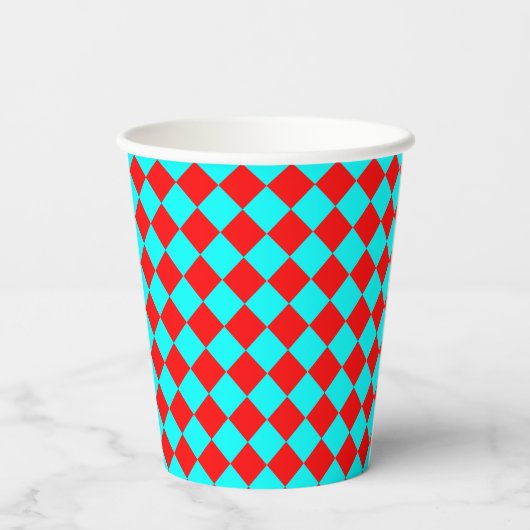 Red Cyan Checker Diamond Pattern Pappbecher (Rückseite)
