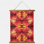 Red Dahlia Flower Abstract Nature Pattern Wandteppich Mit Holzrahmen (Vorderseite)
