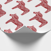 Red Dala Horse Wrapping Paper Geschenkpapier (Ecke)