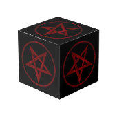 Red Devil Pentagram Würfel (Vorderseite Schrägansicht)