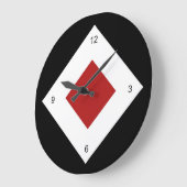 Red Diamond, kühne weiße Grenze auf schwarz Große Wanduhr (Winkel)