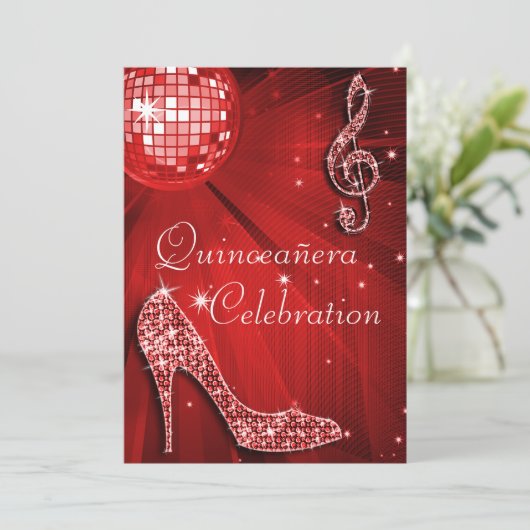 Red Disco Ball und Sparkle Heelse Quinceañera Einladung (Stehend Vorderseite)