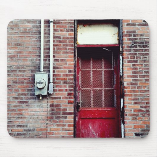 Red Door in a Back Alley Mousepad (Vorne)