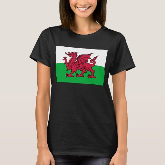 Red Dragon Celtic Flag Wales & Welsh T-Shirt (Vorderseite)