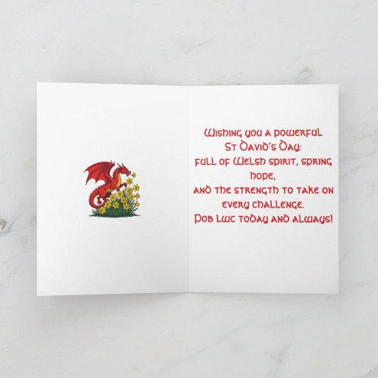 Red Dragon Charging Through Daffodils Karte (Innenseite)