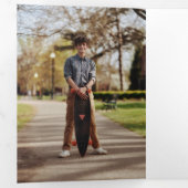 Red Edgy Abstrakt Torn Foto Abschluss Dreifach Gefaltete Einladung (Innen Erste Seite)