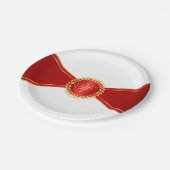 Red Elegance Monogram Pappteller (Schrägansicht)