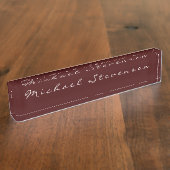 Red Elegant Modernes Script Desk Namplate Namensplakette (Seite)