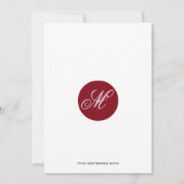Red Elegant Script Monogram Wedding Einladung (Rückseite)