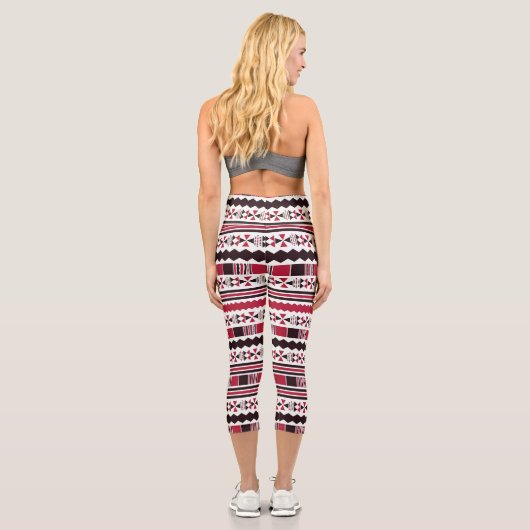 Red Ethnic Aztec Capri Leggings (Rückseite)
