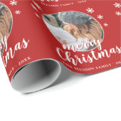 Red Family Foto Snowflake Frohe Weihnachten Geschenkpapier (Rolleneckpunkt)