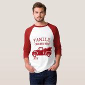 Red Farm Truck Individuelle Name Weihnachten T-Shirt (Vorne ganz)