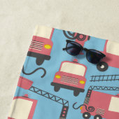 Red Firetrucks Feuerwehrmann Kinder Personalisiert Strandtuch (Beispiel)