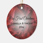 Red Floral First Christmas Zusammen Keramik Ornament (Links)