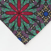 Red Floral With Green and Blue Fleecedecke (Ecke)